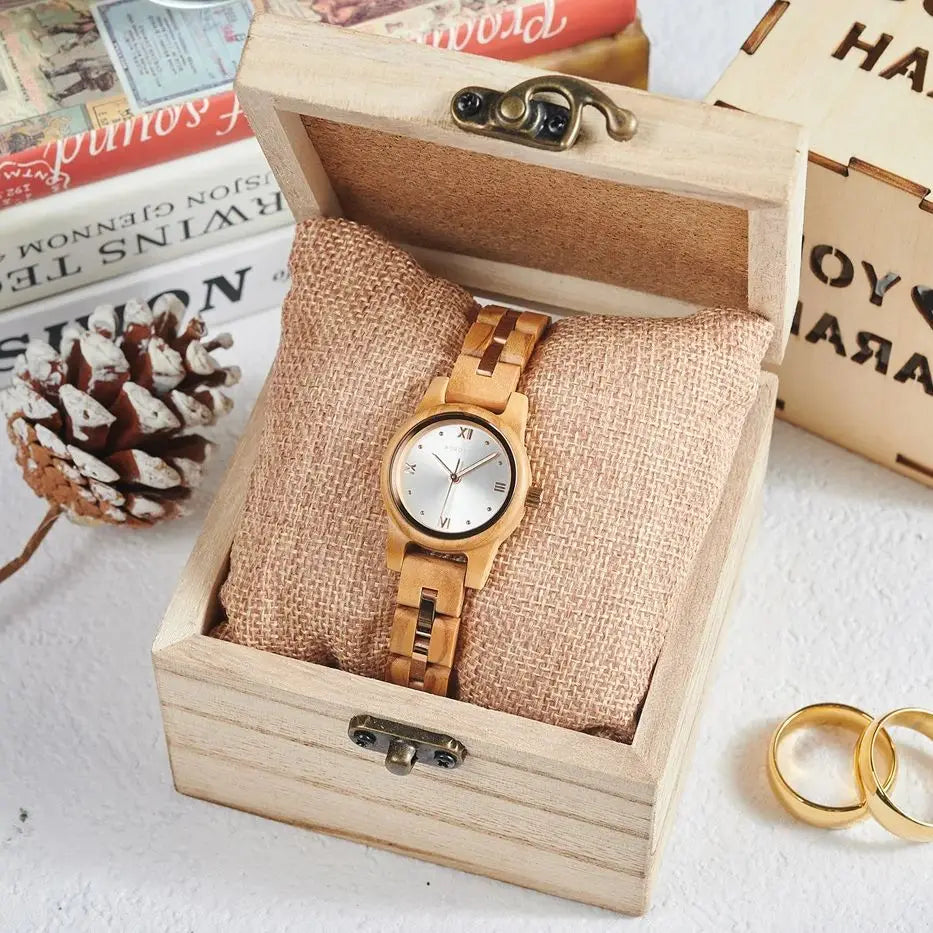 Women's Round Face Wooden Watch Fashion Quartz Watch for Ladies With Paper Gift Box