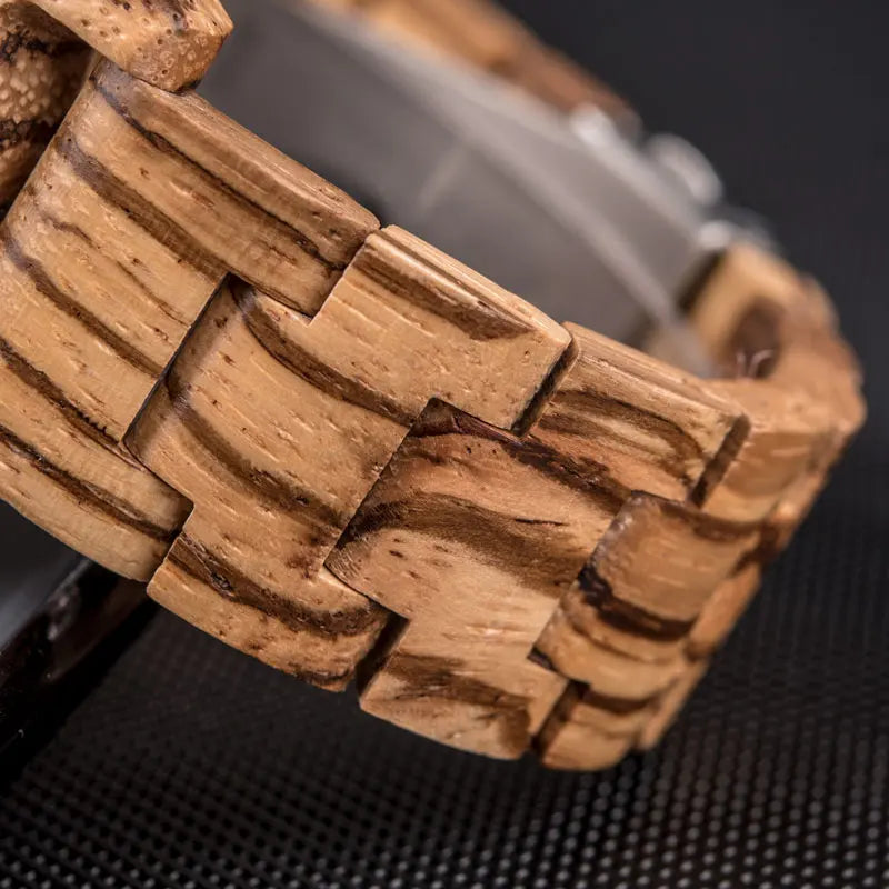 Men’s Wooden Wristwatch - Fashionable Classic Analog Face