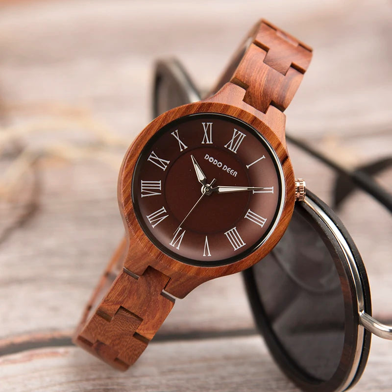 Simple Wooden Quartz Analog Wrist Watch For Women - Round Face With Roman Numerals