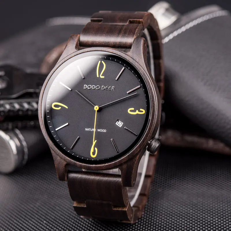 Men’s Wooden Wristwatch - Fashionable Classic Analog Face