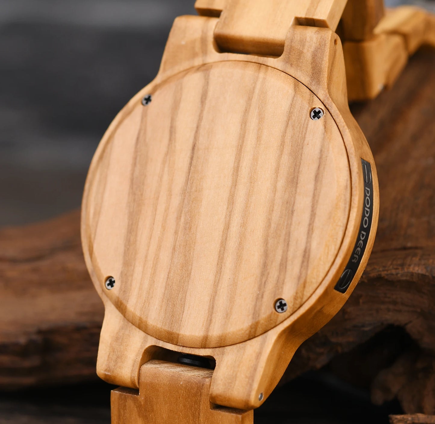 Unisex Wooden Watch for Men and Women - Fashionable Luxury Timepiece - Quartz Movement With Numberless Face
