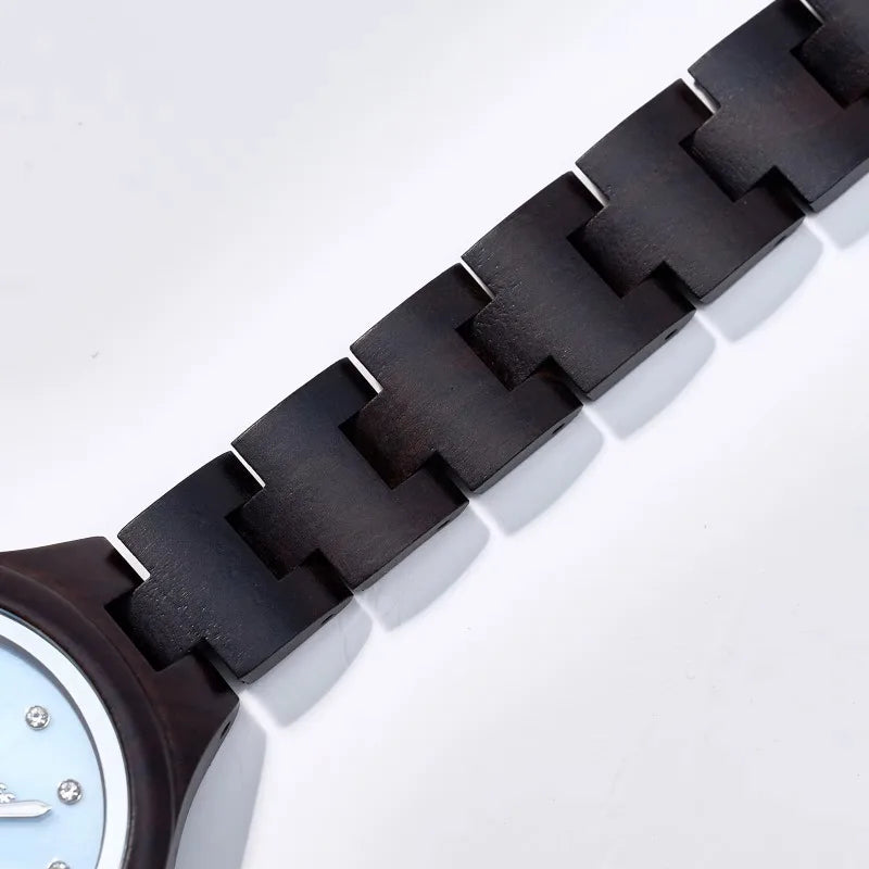 Women’s Classic Retro Analog Watch - Wooden Body And Band With Quartz Movement