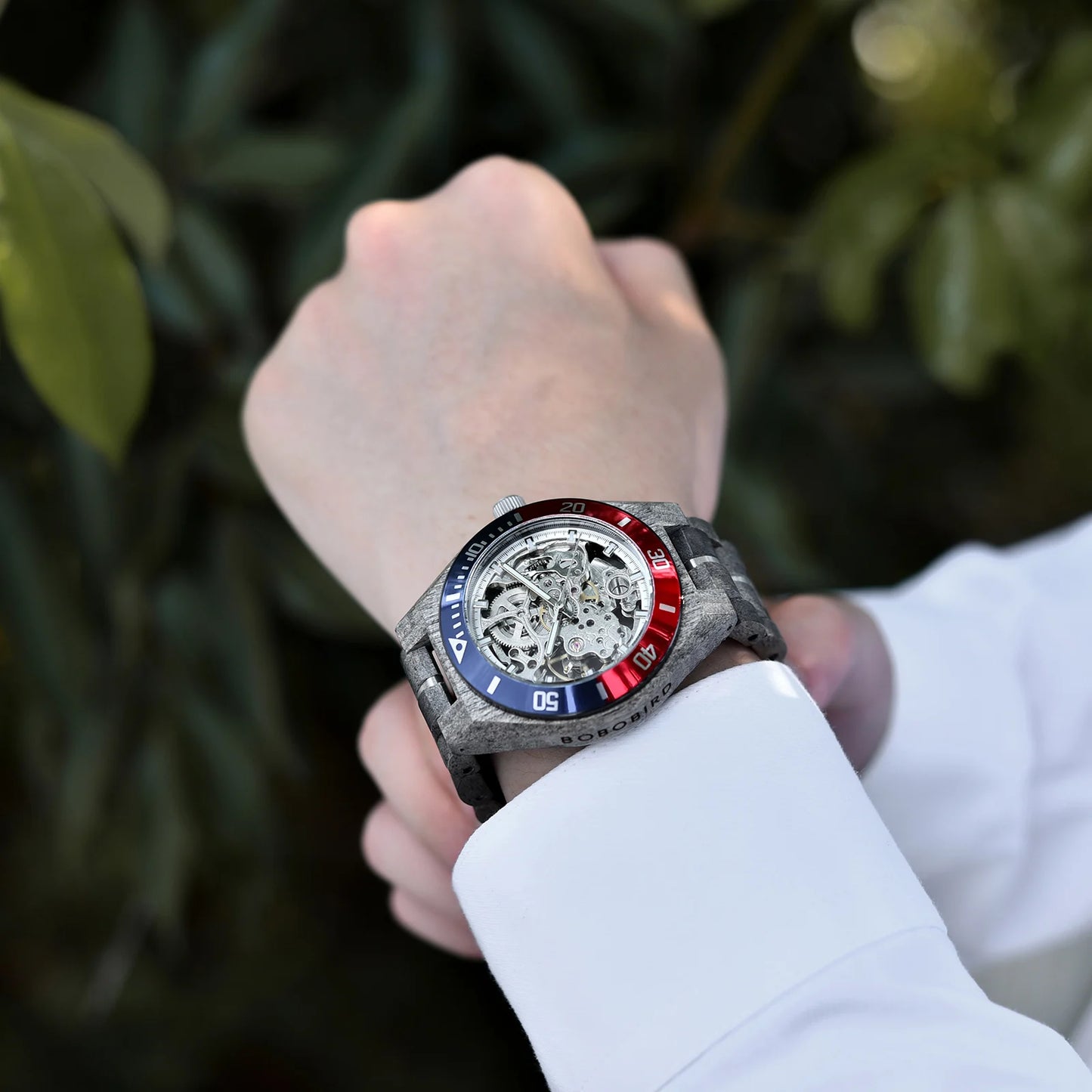 Men's Mechanical Wooden Automatic Watch - Hollow-Carved Mechanical Skeleton Wristwatch