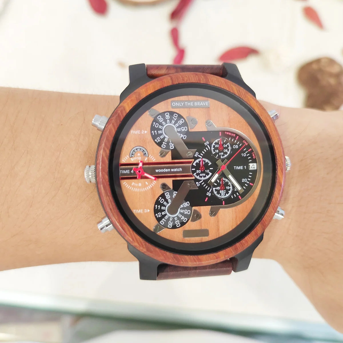 Men's Large Chronographic Dial Wooden Watch - Sports Style With Luminous Hands And Quartz Movement