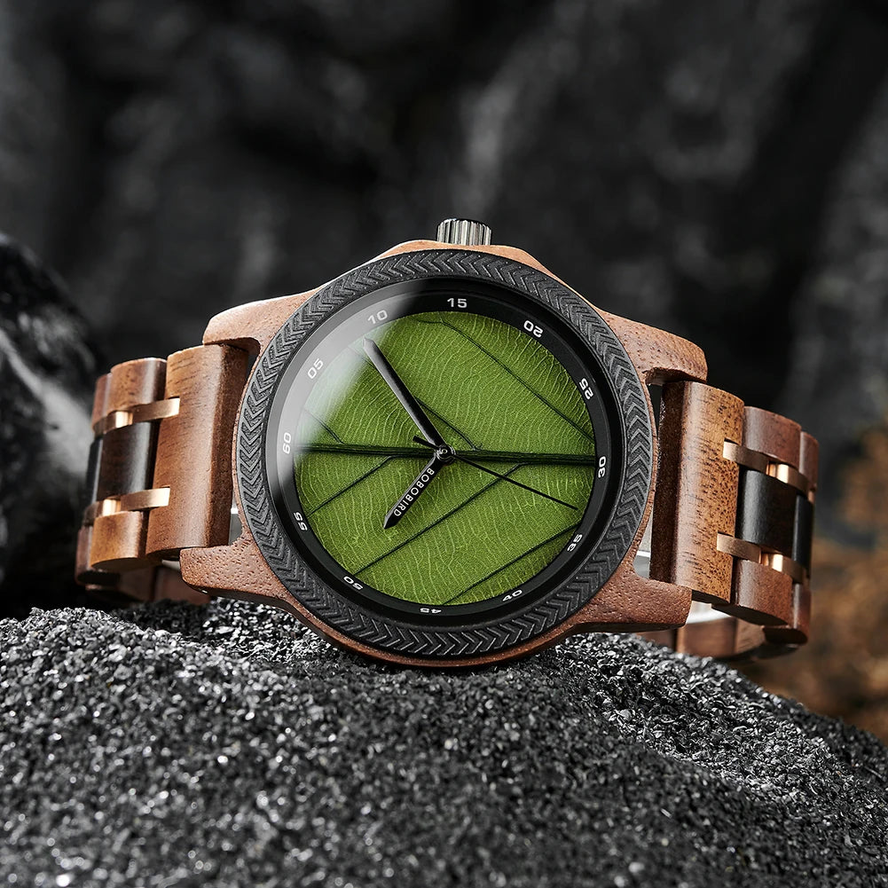 Men's Unique Leaf Dial Design Wooden Wristwatch - Quartz Movement - Analog Display