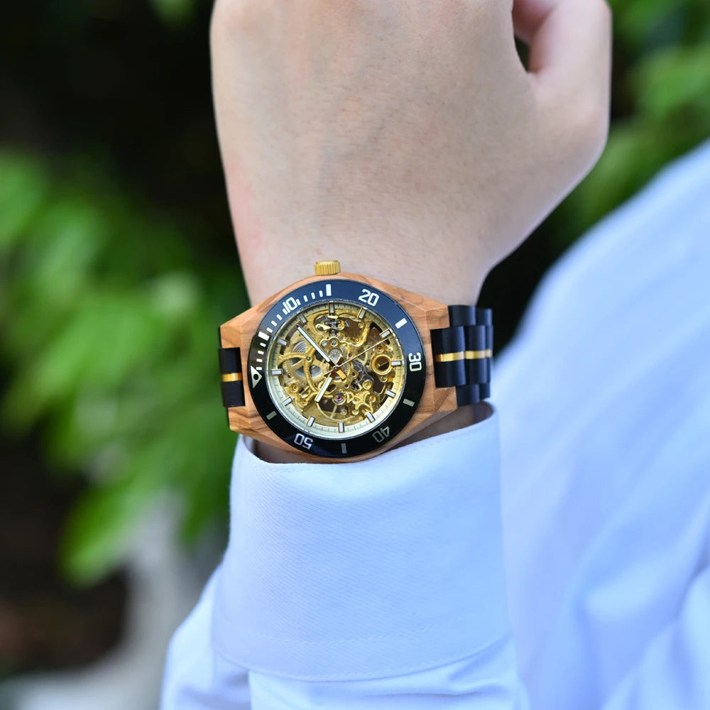 Men's Mechanical Wooden Automatic Watch - Hollow-Carved Mechanical Skeleton Wristwatch