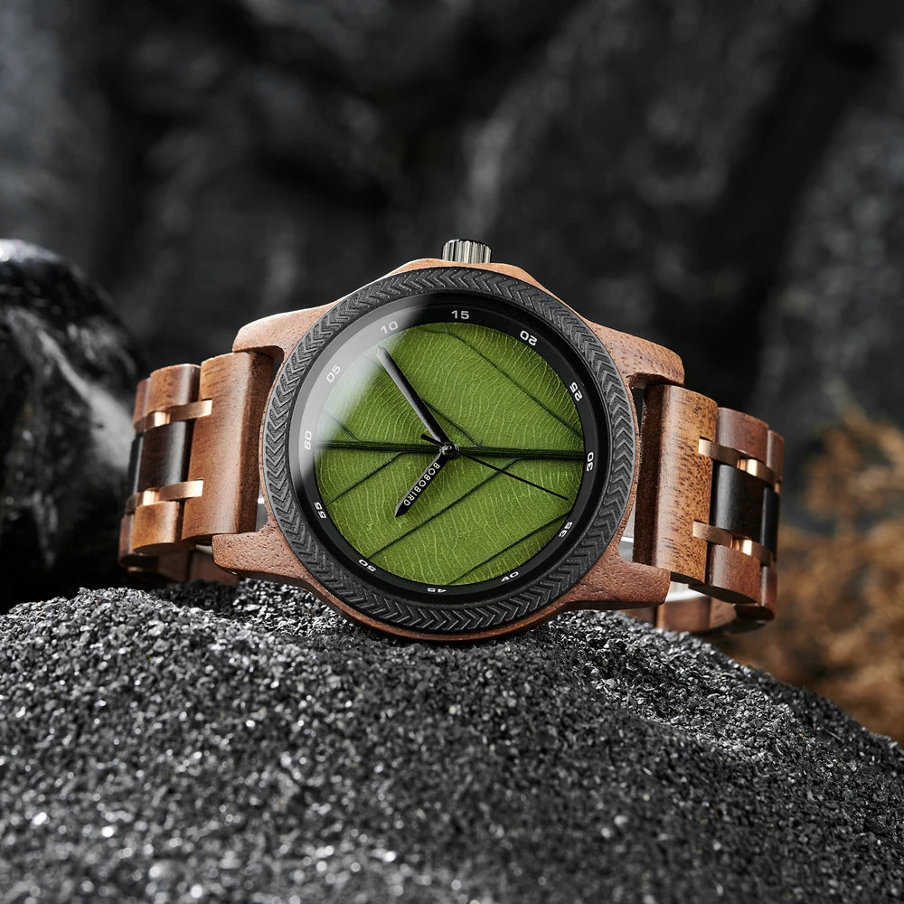 Men's Unique Leaf Dial Design Wooden Wristwatch - Quartz Movement - Analog Display