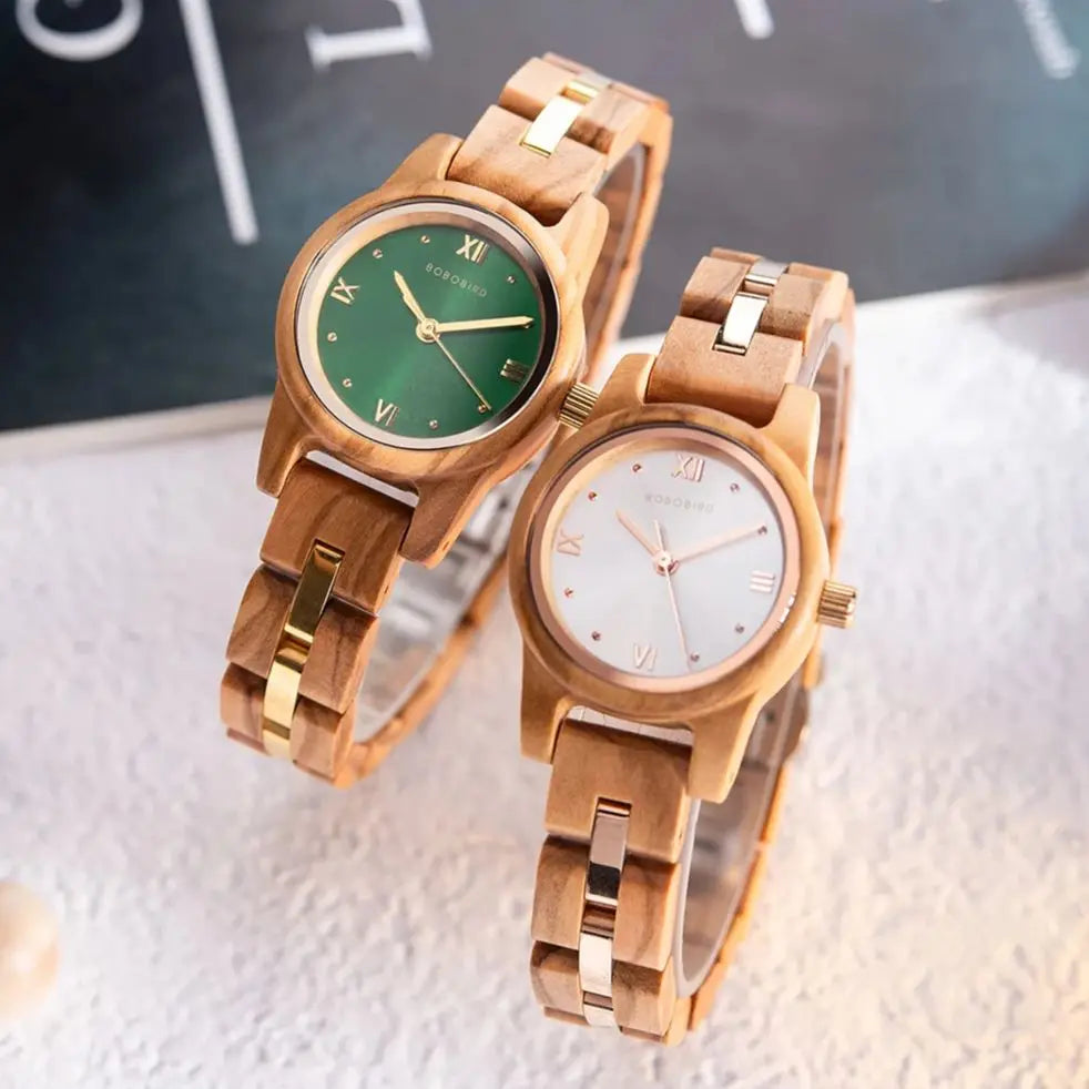 Women's Round Face Wooden Watch Fashion Quartz Watch for Ladies With Paper Gift Box
