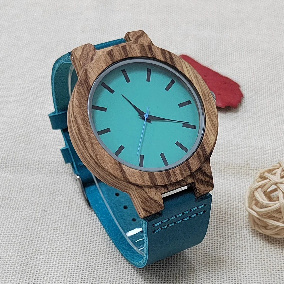 Unisex Classic Analog Face Wooden Wristwatch For Men or Women - Quartz Movement With Leather Strap