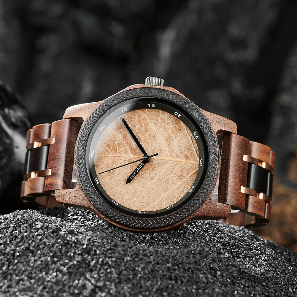 Men's Unique Leaf Dial Design Wooden Wristwatch - Quartz Movement - Analog Display