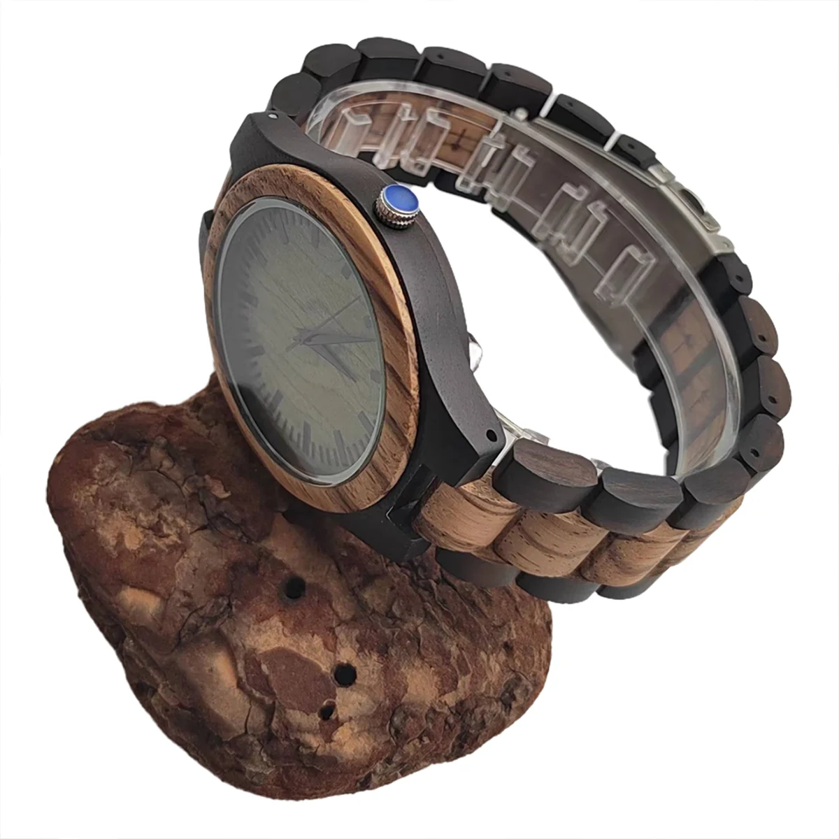 Unisex Wooden Wrist Watch For Men or Women - Classic Analog Timepiece - Quartz Movement And Retro Style
