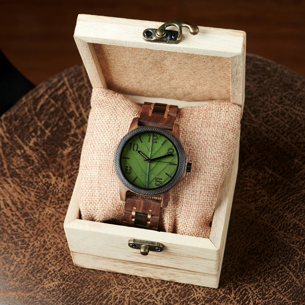 Men's Unique Leaf Dial Design Wooden Wristwatch - Quartz Movement - Analog Display