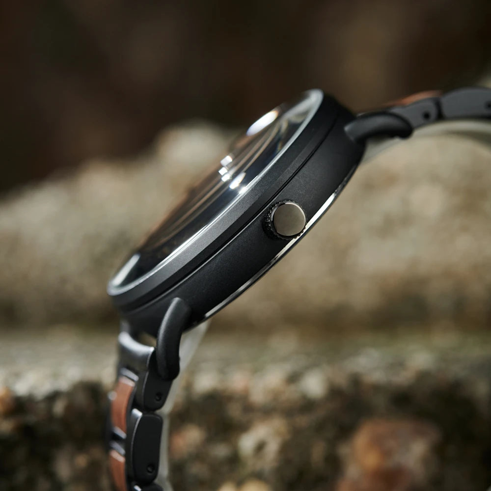 Classic Men's Wooden Watch - Quartz Movement Analog Face Wristwatch for Men