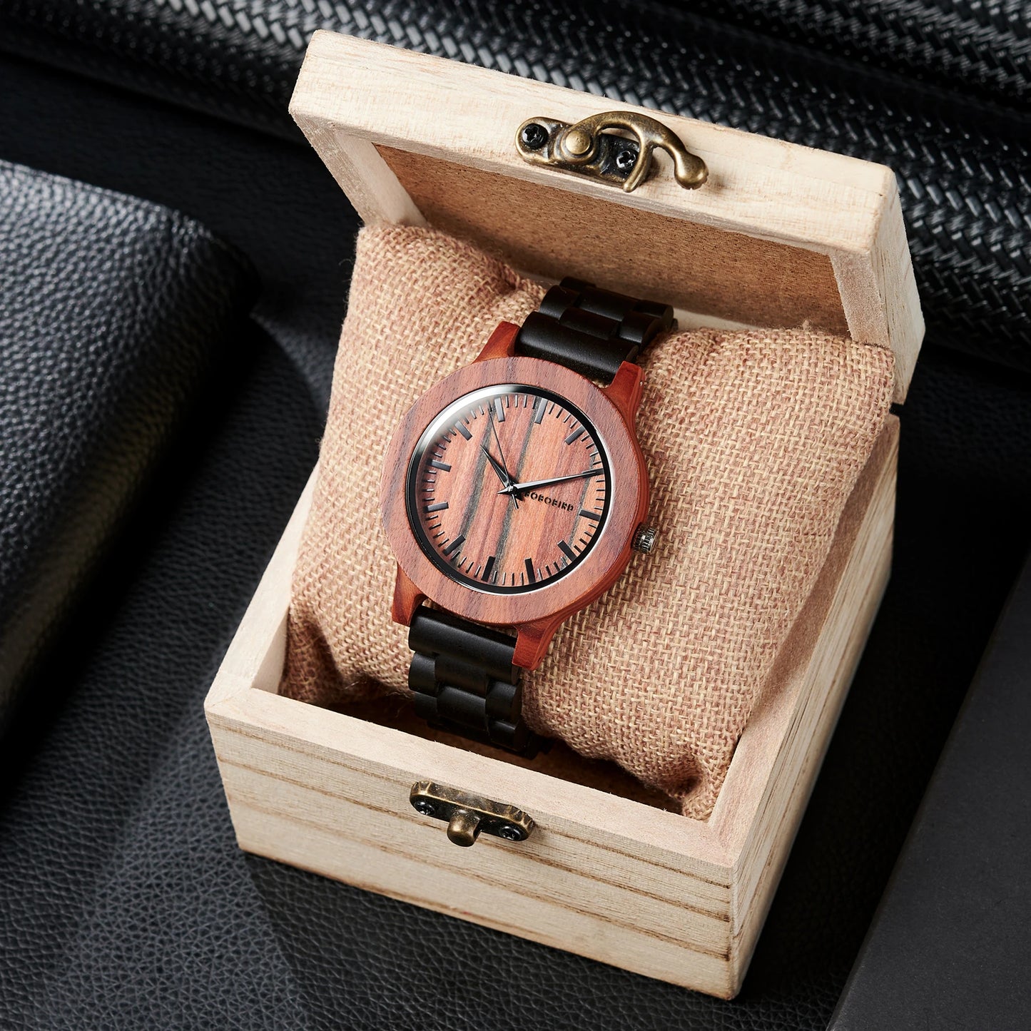 Men’s Classic Analog Sandalwood Watch - Quartz Movement With Wooden Box
