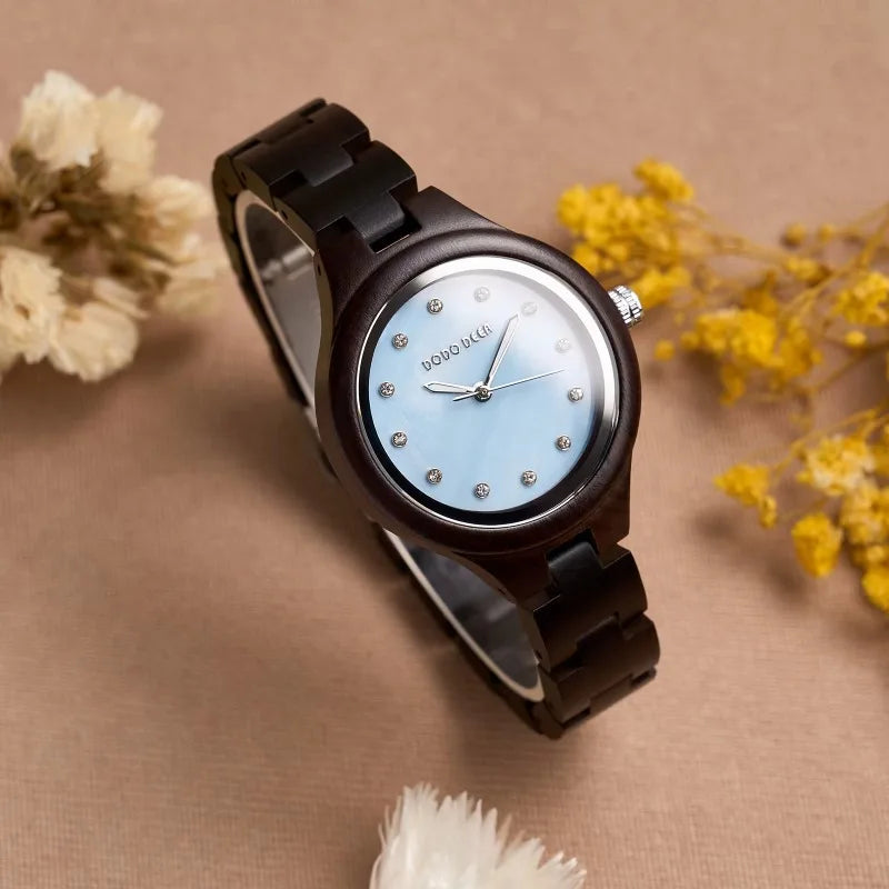Women’s Classic Retro Analog Watch - Wooden Body And Band With Quartz Movement