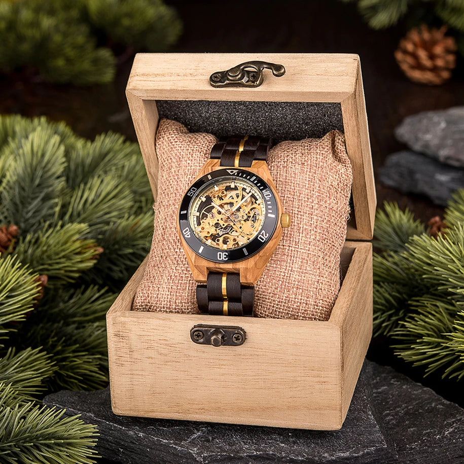 Men's Mechanical Wooden Automatic Watch - Hollow-Carved Mechanical Skeleton Wristwatch