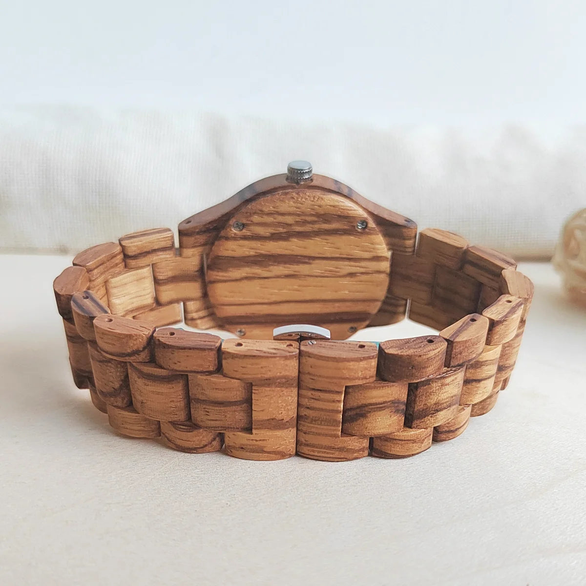 Wood Women Watches Wrist for Woman Luxury Fashion Ladies Quartz Wristwatches Luminous Date Week Wooden Watch Girlfriend Gift